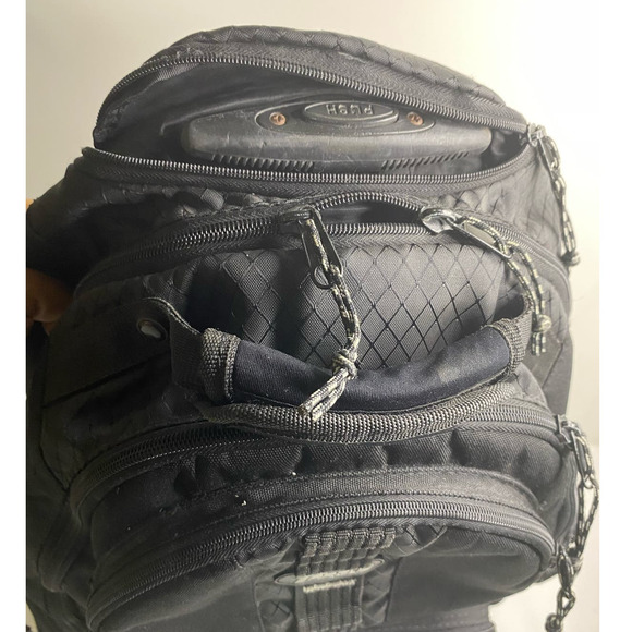 Targus 15.4" Rolling Laptop Backpack TSB700, In-Line Rollers, Telescoping Handle - Picture 3 of 10